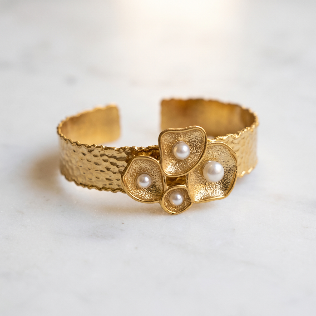 little pearls gold bracelet cuff