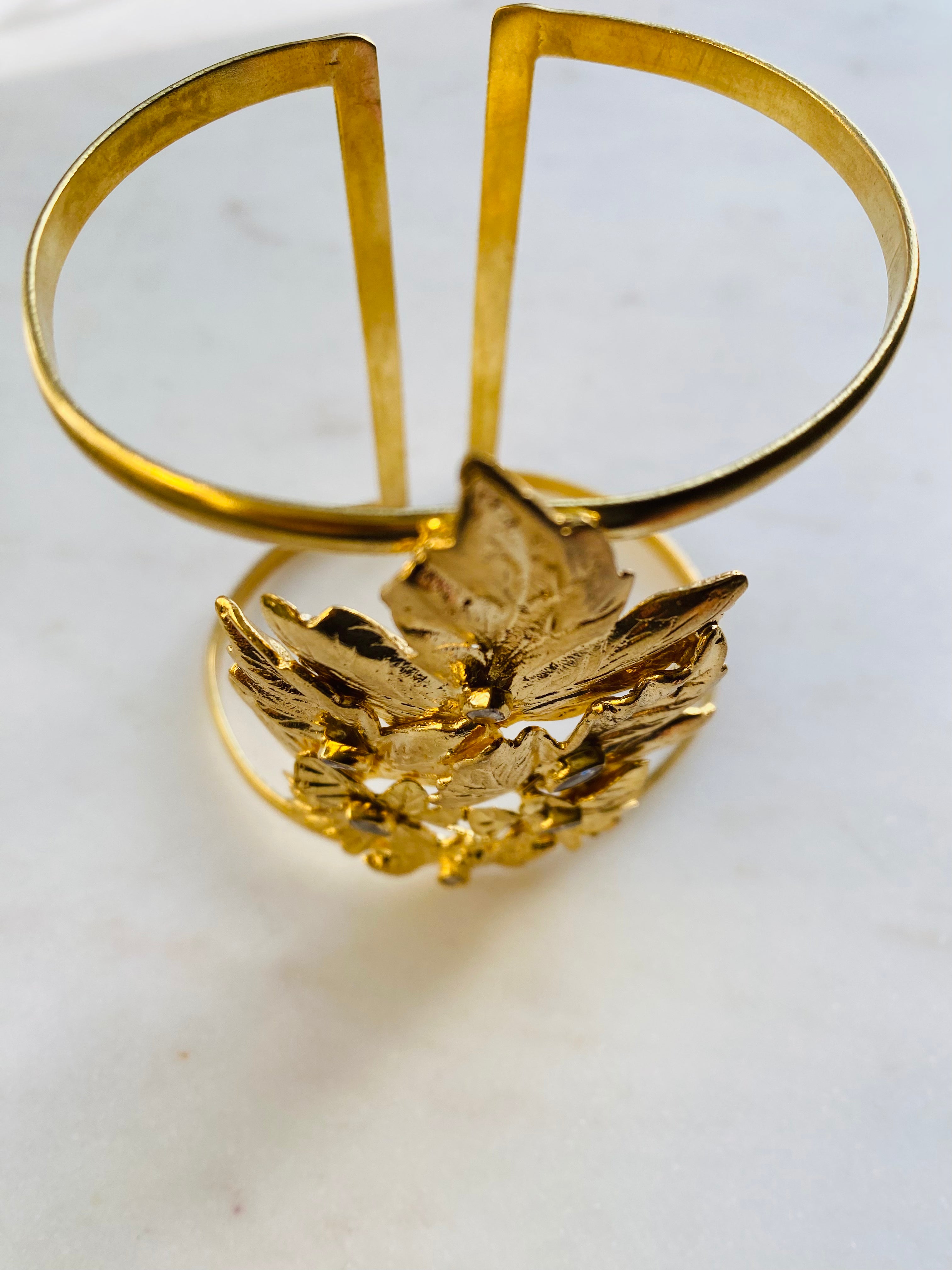 gold chunky leaf bracelet cuff
