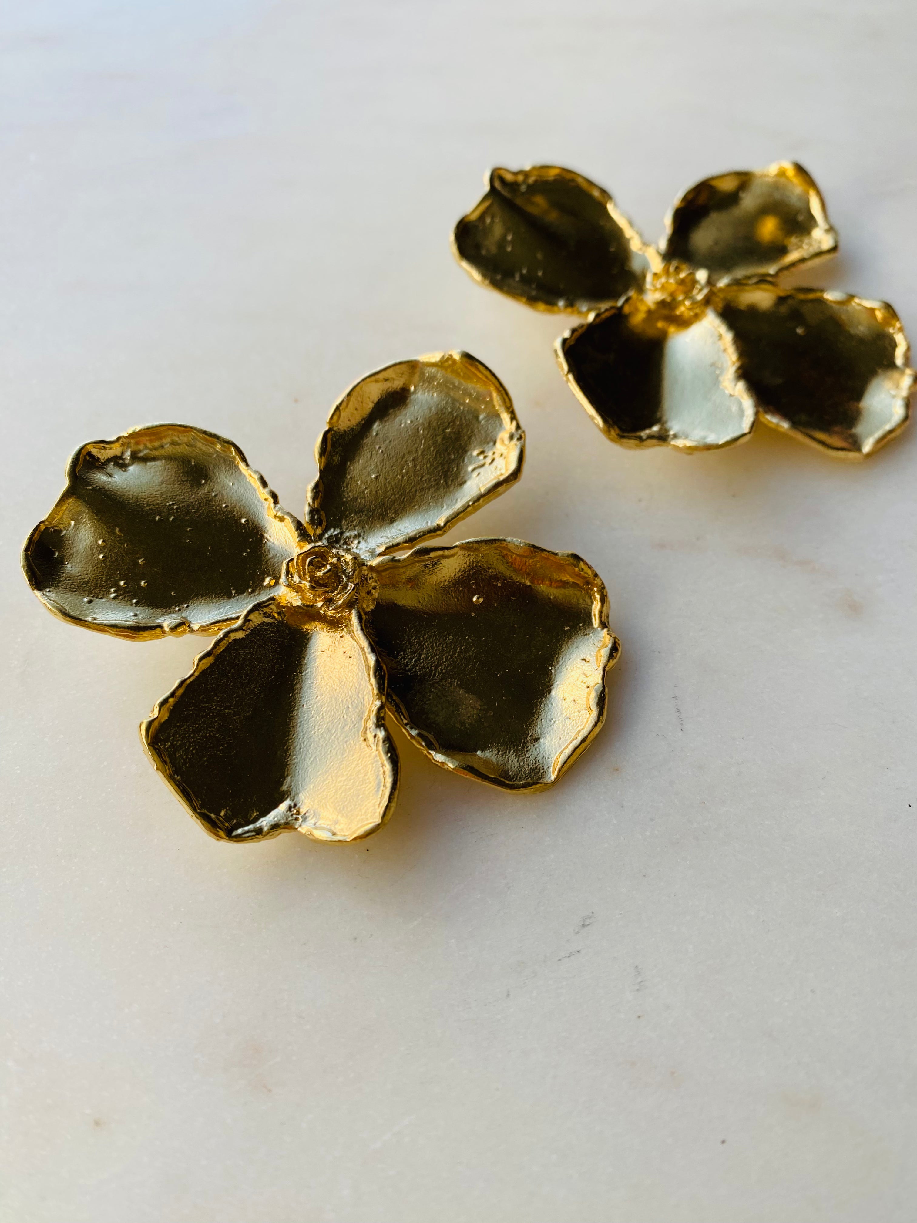 gold chunky flower earrings