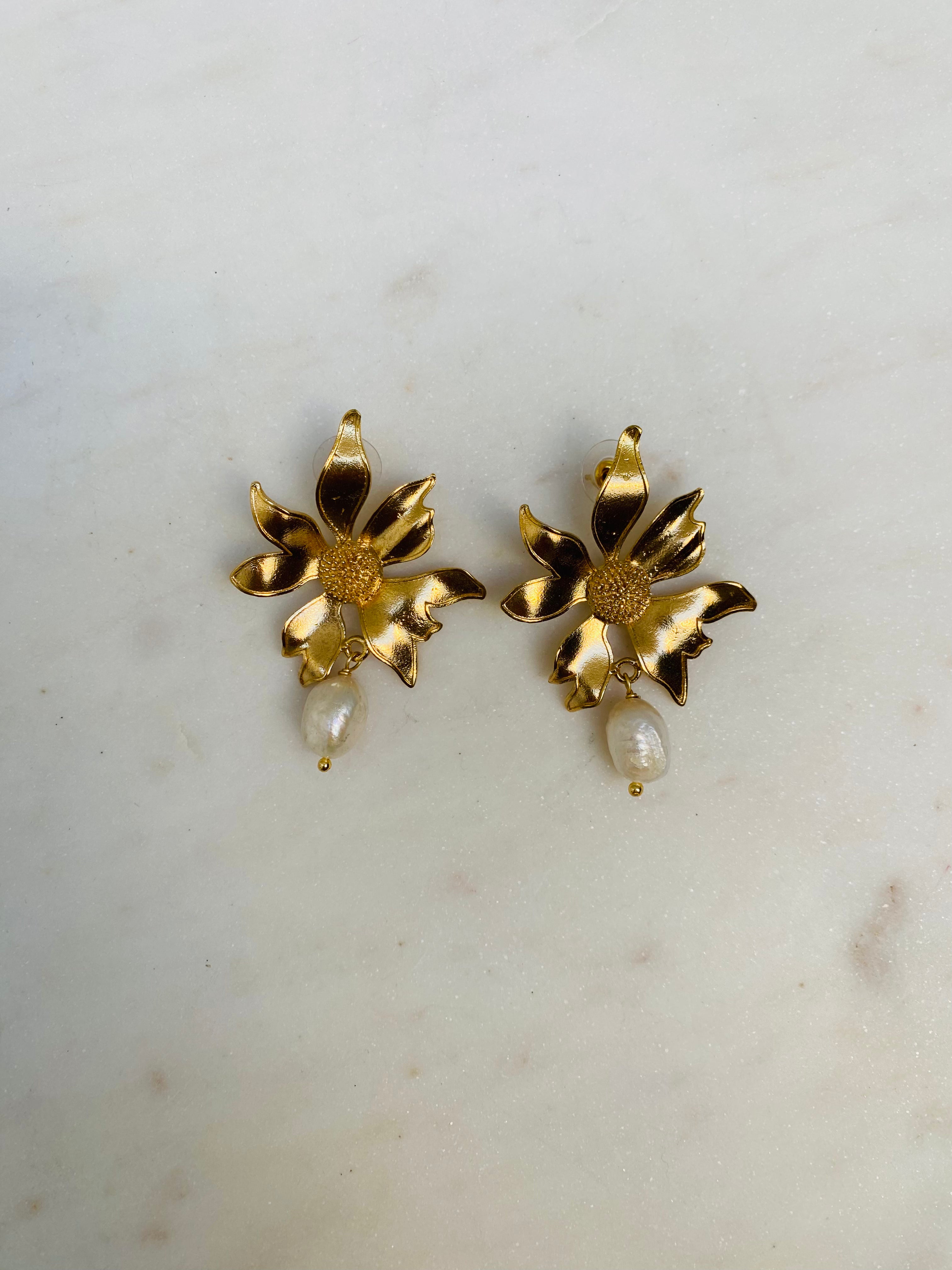 gold flower earrings pearl drop