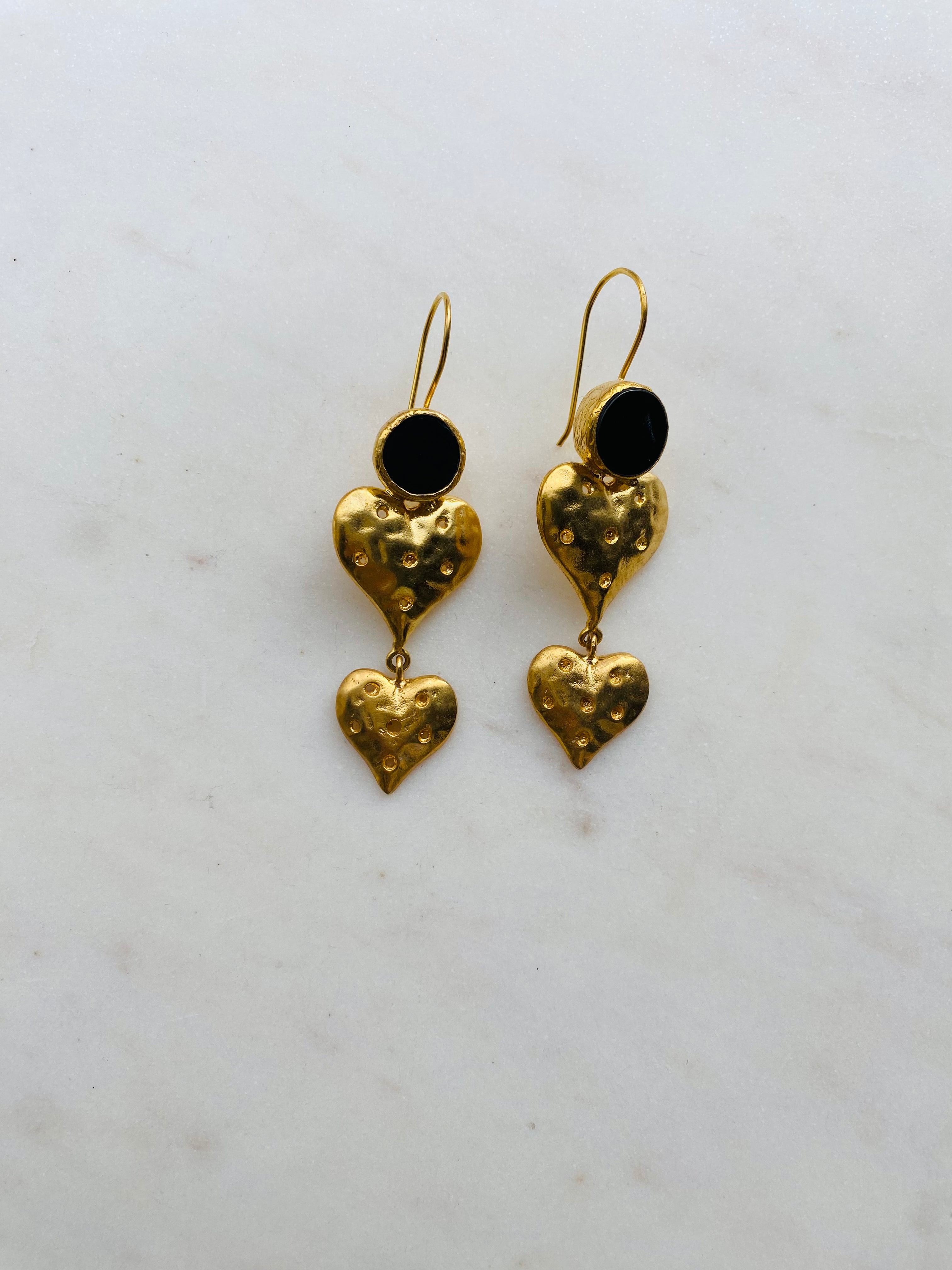 black gemstone heart longdrop earrings