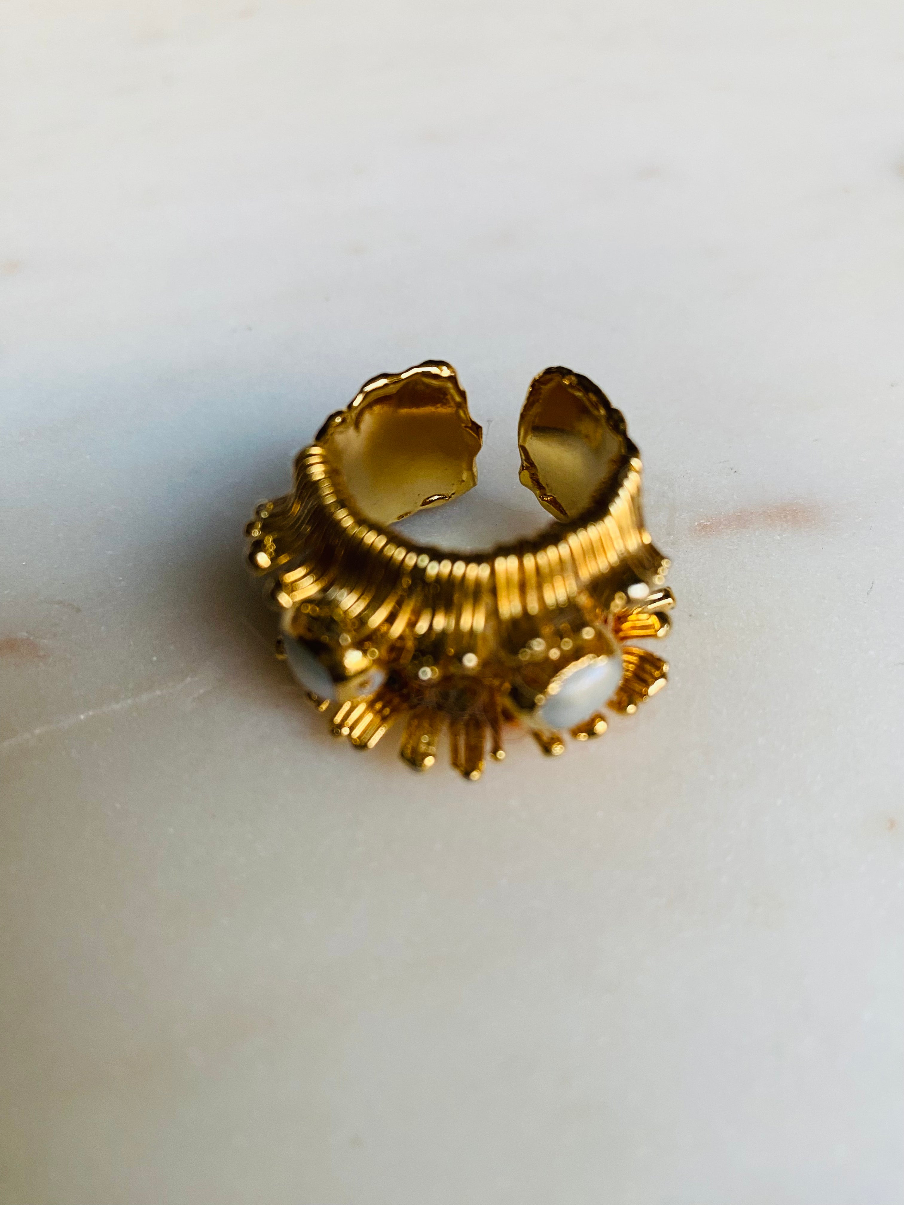 chunky gold ring with pearls