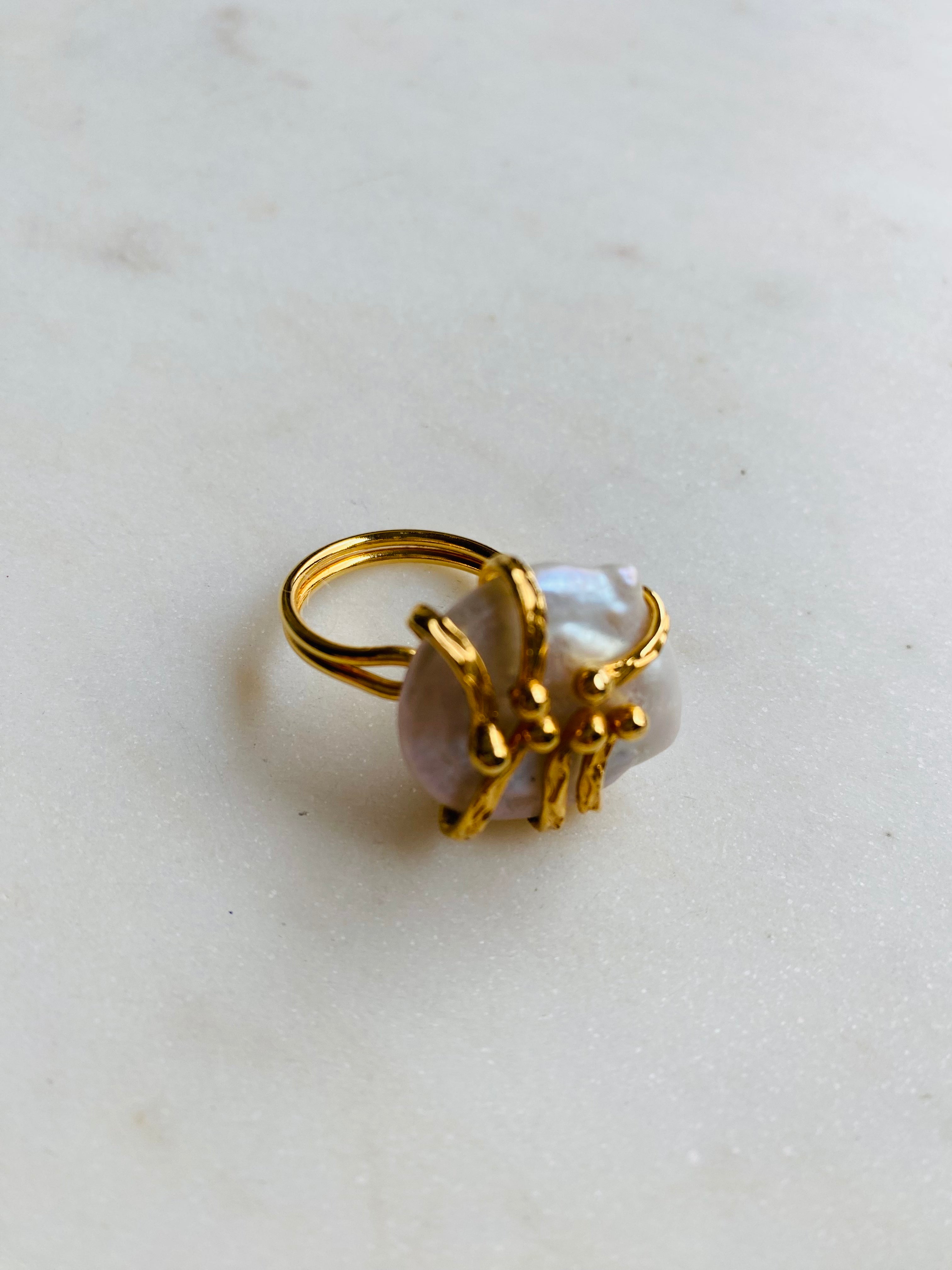 goldwired pearl ring