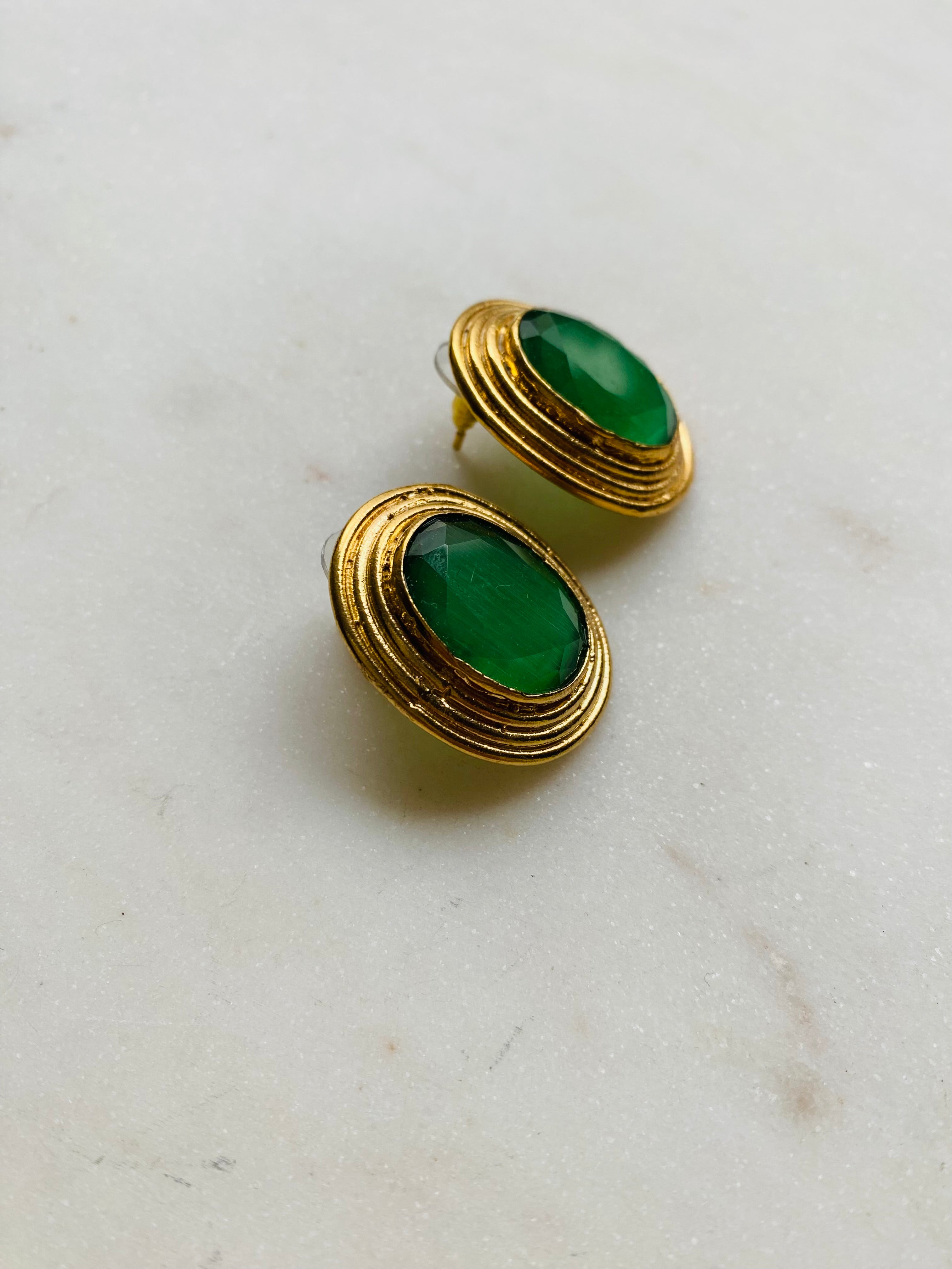 emerald green stud earrings
