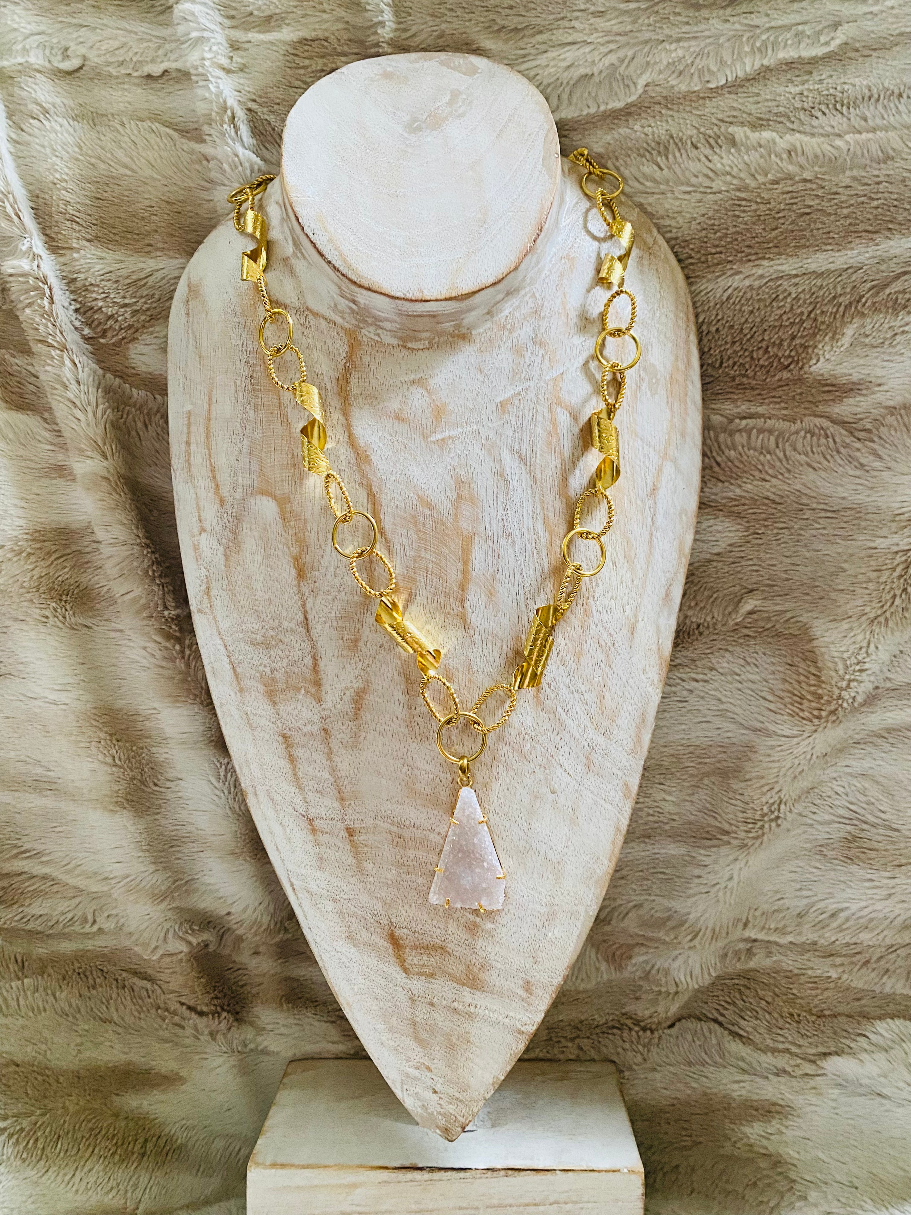 long pendant necklace with druzy stone