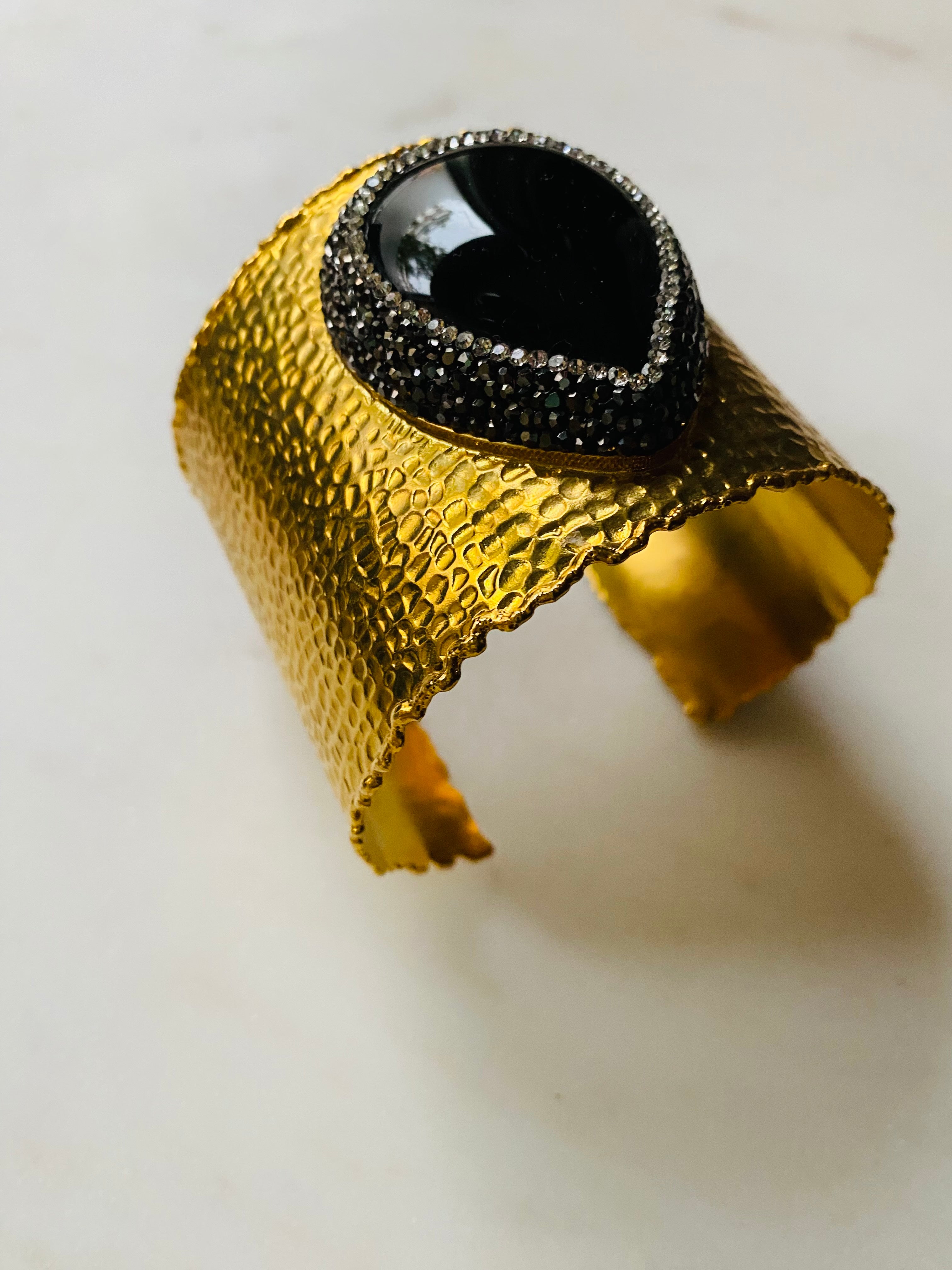 gold bracelet cuff onyx