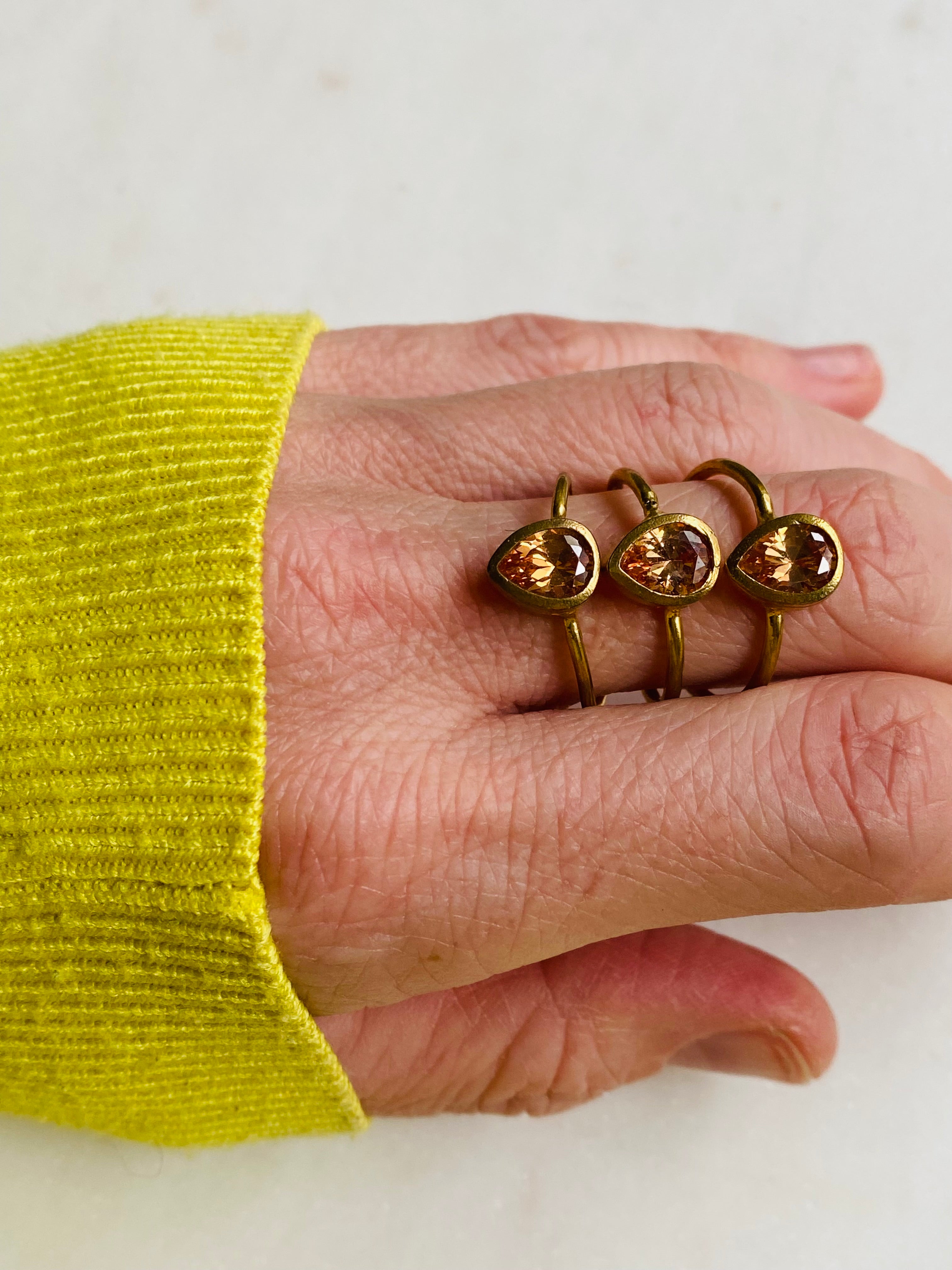orange gemstones ring