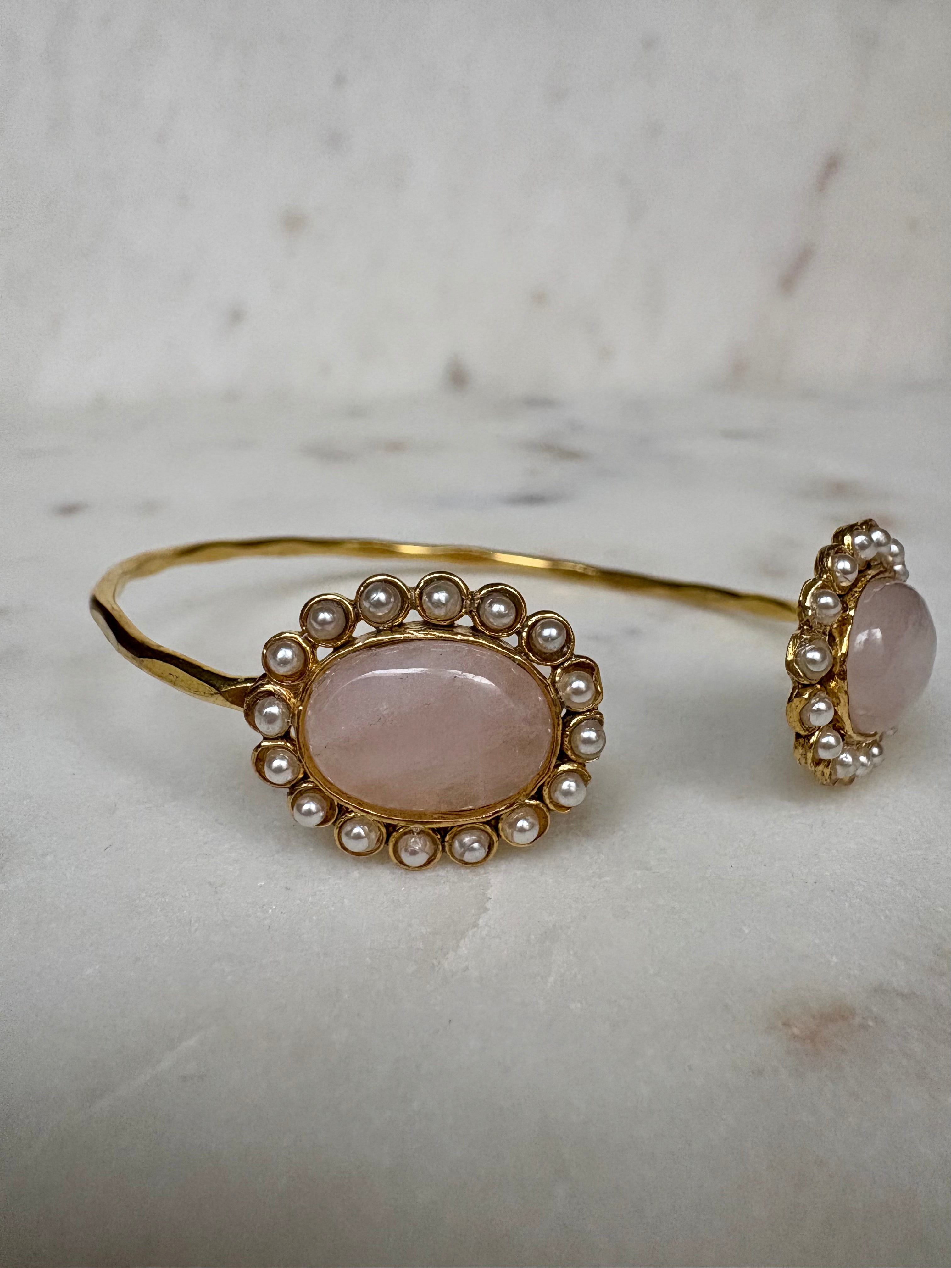 thin bracelet quartz gemstones