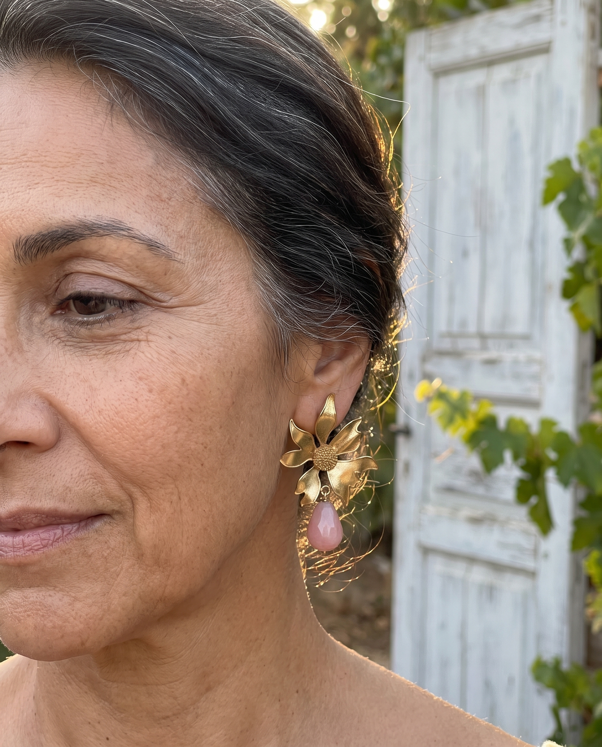 gold flower drop earrings