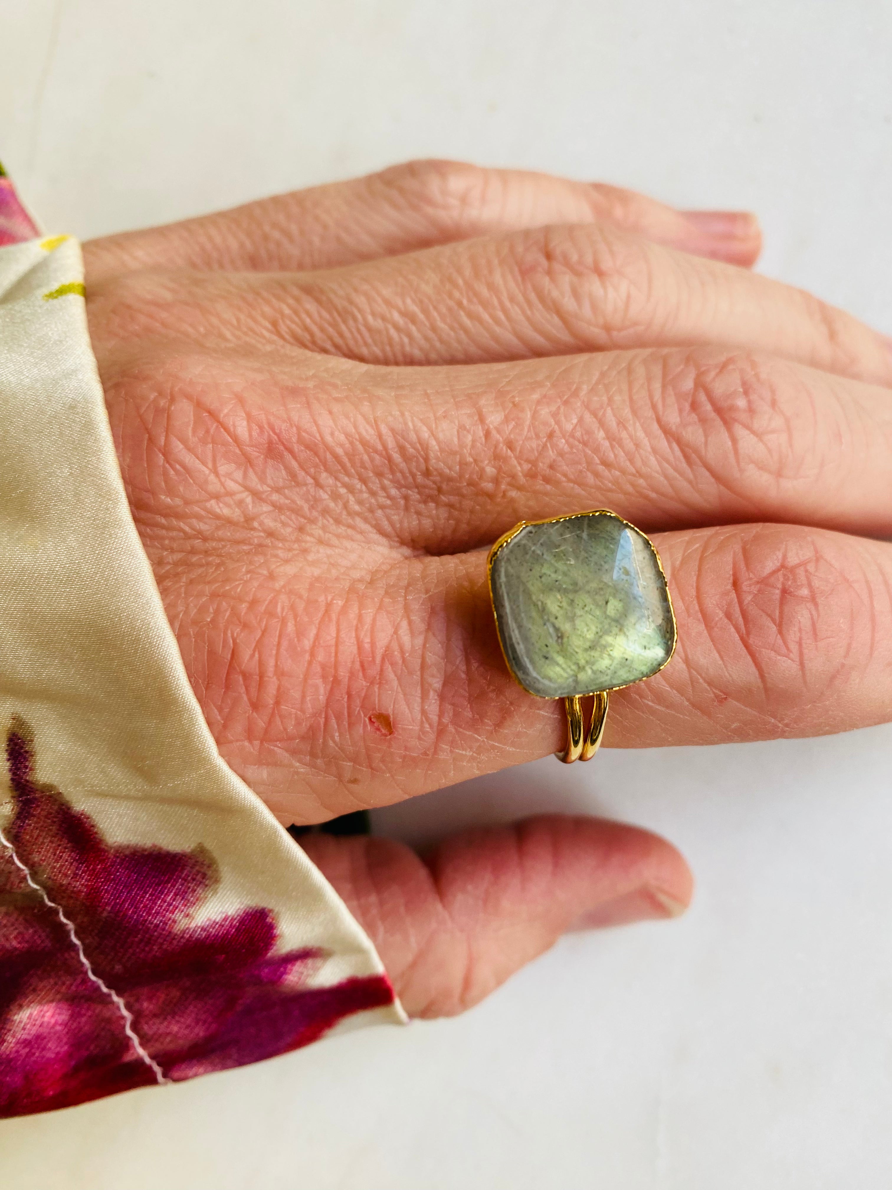 labradorite ring