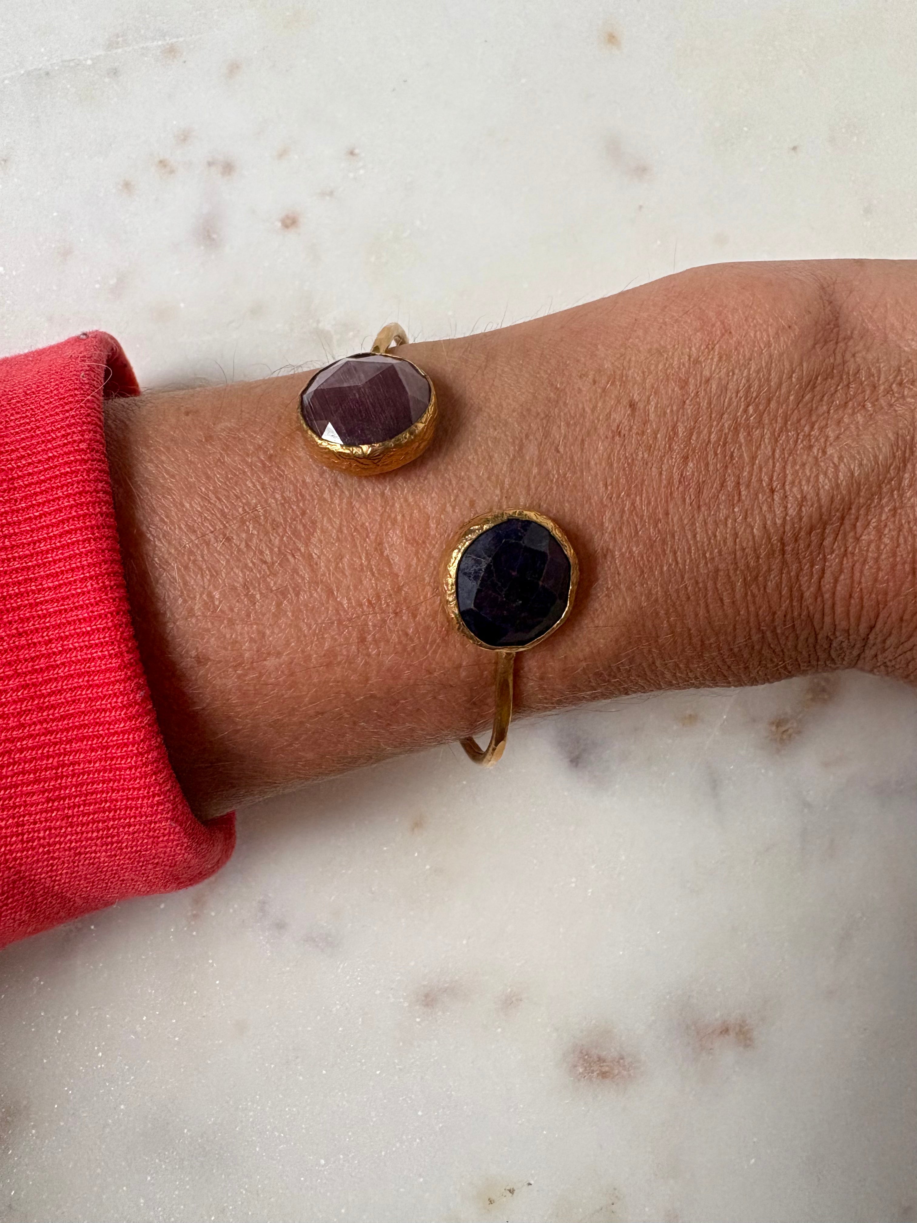 Elegant Goldplated Bangle with Gemstones