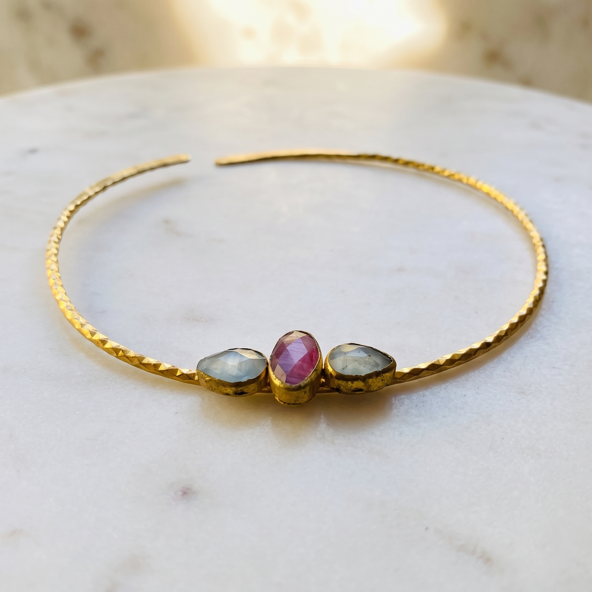 pink in the middle | gemstone choker